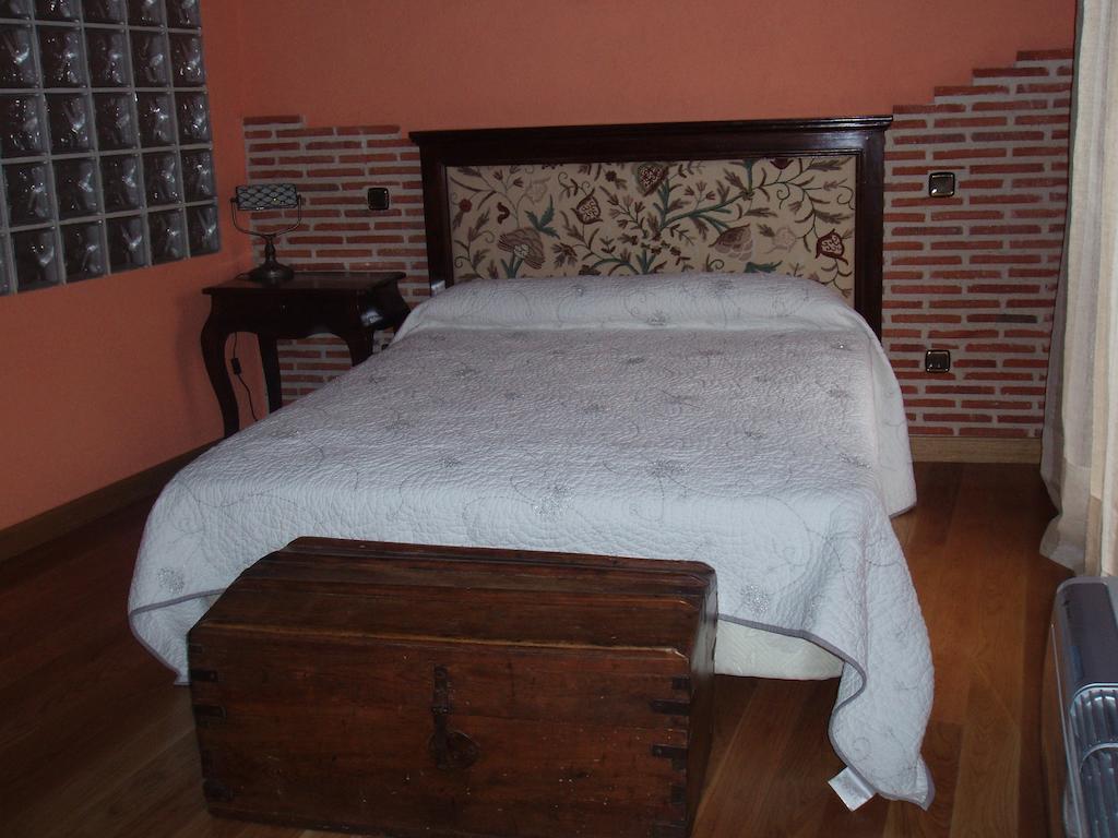 Maison d'hôtes La Sinagoga à Penaranda de Duero Extérieur photo