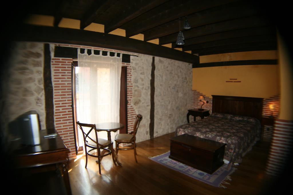Maison d'hôtes La Sinagoga à Penaranda de Duero Extérieur photo